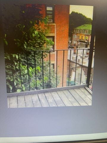 30 Alaska St, Boston, MA 02119
