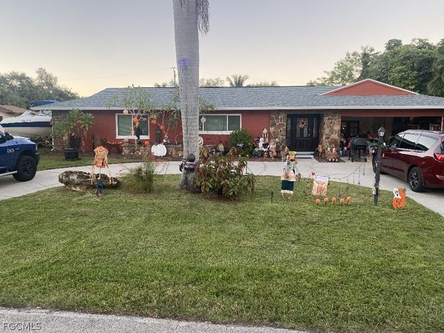 1259 Cleburne DR, Fort Myers, FL 33919