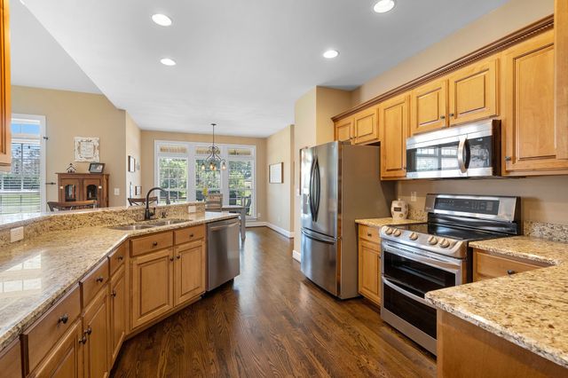 69 Deer Run Rd, Cross Plains, TN 37049
