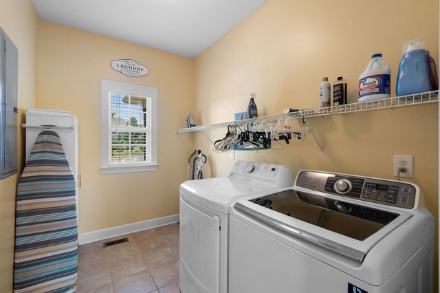 69 Deer Run Rd, Cross Plains, TN 37049