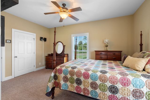 69 Deer Run Rd, Cross Plains, TN 37049