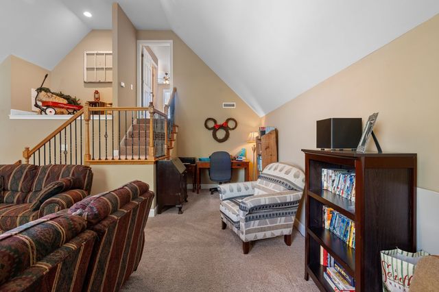 69 Deer Run Rd, Cross Plains, TN 37049