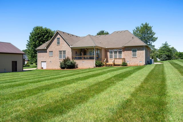 69 Deer Run Rd, Cross Plains, TN 37049