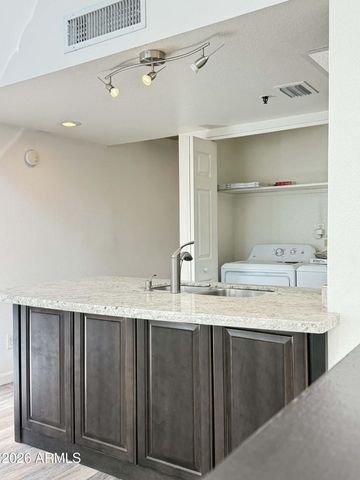 100 E FILLMORE Street 208, Phoenix, AZ 85004