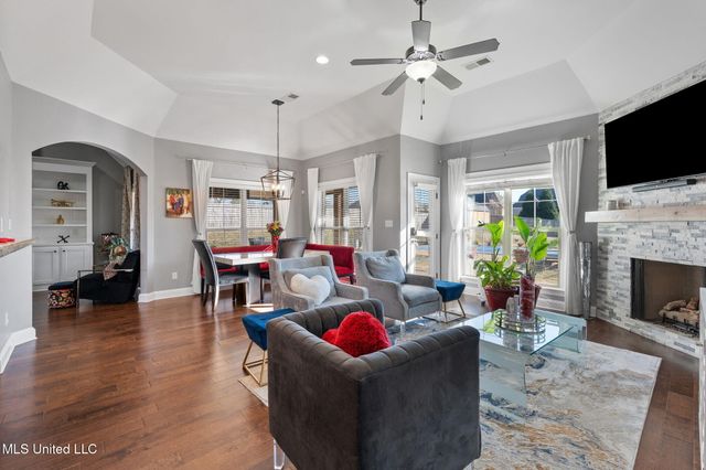 2123 College Road, Southaven, MS 38672