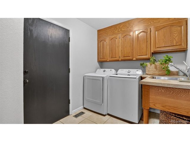1467 Dunsford Way, Broomfield, CO 80020