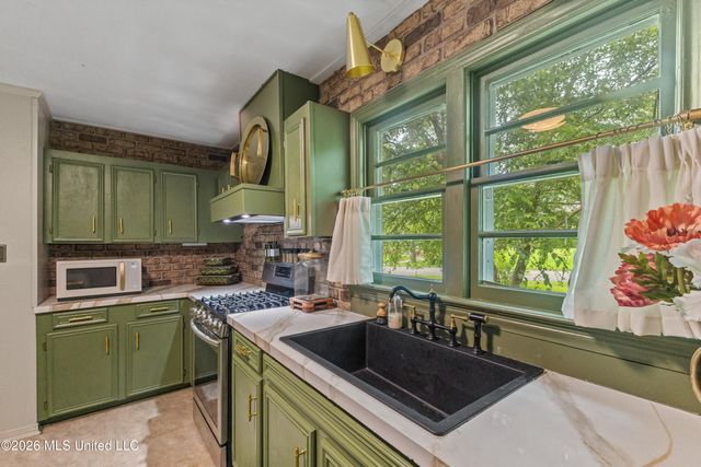 1717 2nd Terrace, Hattiesburg, MS 39401