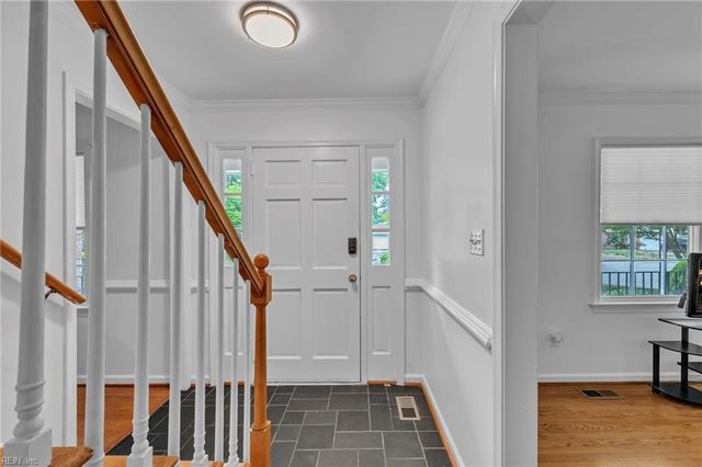 729 Jouett DR, Newport News, VA 23608