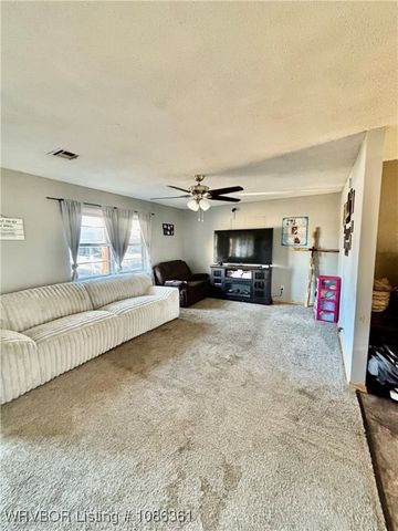 39929 W Drury Lane, Howe, OK 74940