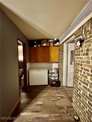 39929 W Drury Lane, Howe, OK 74940