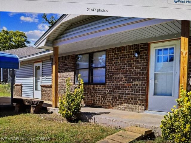 39929 W Drury Lane, Howe, OK 74940