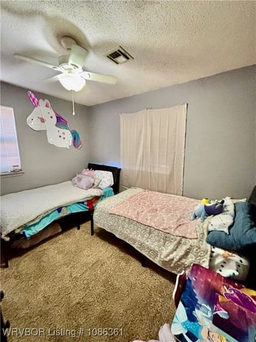 39929 W Drury Lane, Howe, OK 74940