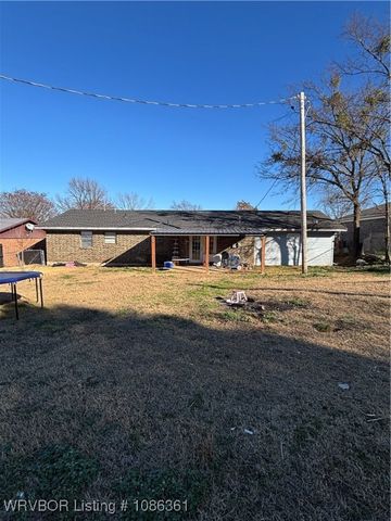 39929 W Drury Lane, Howe, OK 74940
