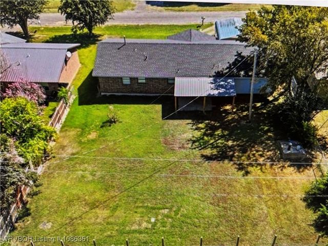 39929 W Drury Lane, Howe, OK 74940