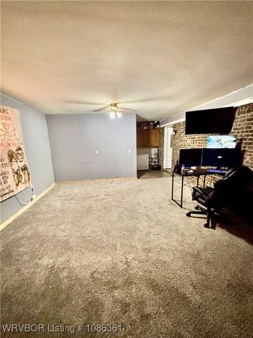 39929 W Drury Lane, Howe, OK 74940