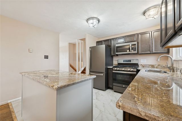 805 Cranberry Drive, Monroeville, PA 15146