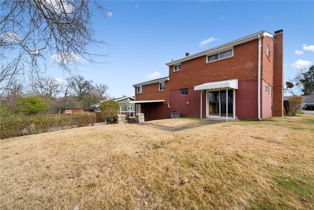 805 Cranberry Drive, Monroeville, PA 15146