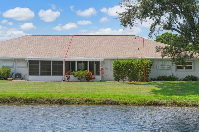 518 Crooked Lake Lane B, Fort Pierce, FL 34982