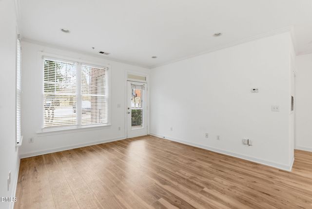 703 Copperline Drive Unit 201, Chapel Hill, NC 27516