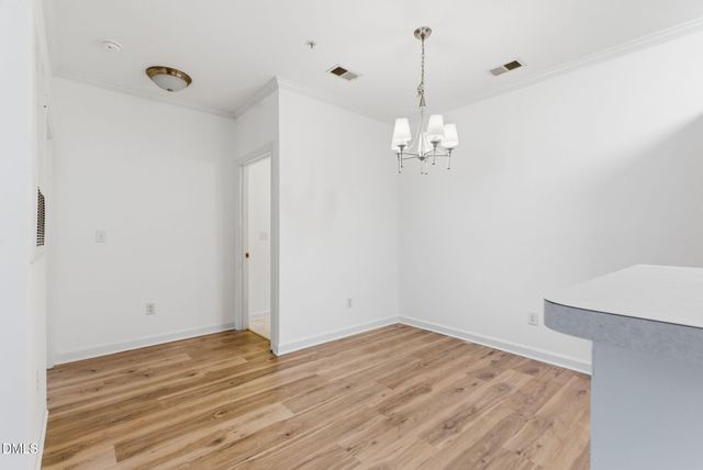 703 Copperline Drive Unit 201, Chapel Hill, NC 27516