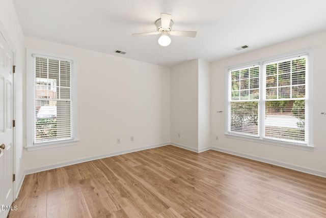 703 Copperline Drive Unit 201, Chapel Hill, NC 27516