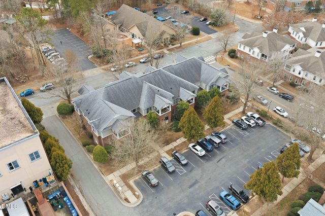 703 Copperline Drive Unit 201, Chapel Hill, NC 27516