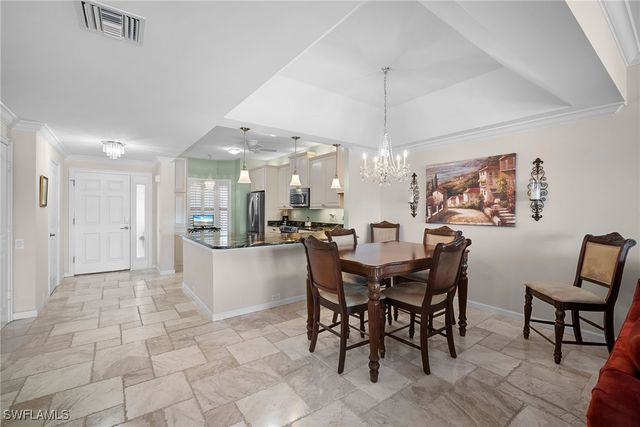 523 La Peninsula BLVD 523, Naples, FL 34113