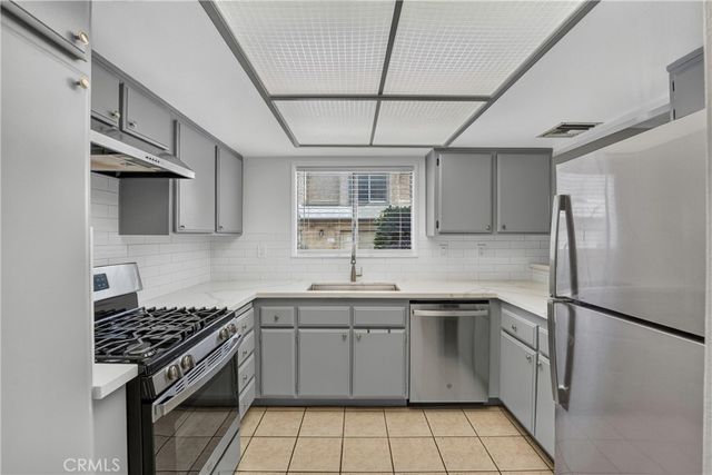 659 N Lark Ellen, Covina, CA 91722