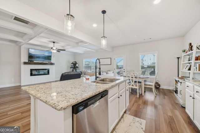 5305 Fox Hill Lane, Oakwood, GA 30566