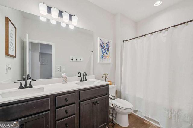 5305 Fox Hill Lane, Oakwood, GA 30566