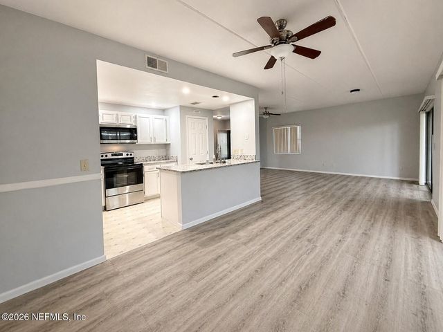 13 NAVARRA Court, St. Augustine Shores, FL 32086