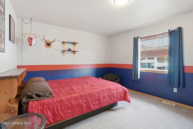 502 Lewiston AVE, Pinehurst, ID 83850