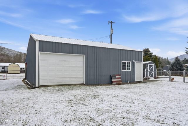 502 Lewiston AVE, Pinehurst, ID 83850