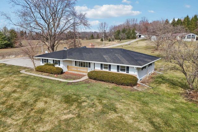5484 Niesen Road, Cross Plains, WI 53528