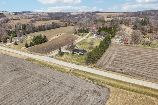 5484 Niesen Road, Cross Plains, WI 53528