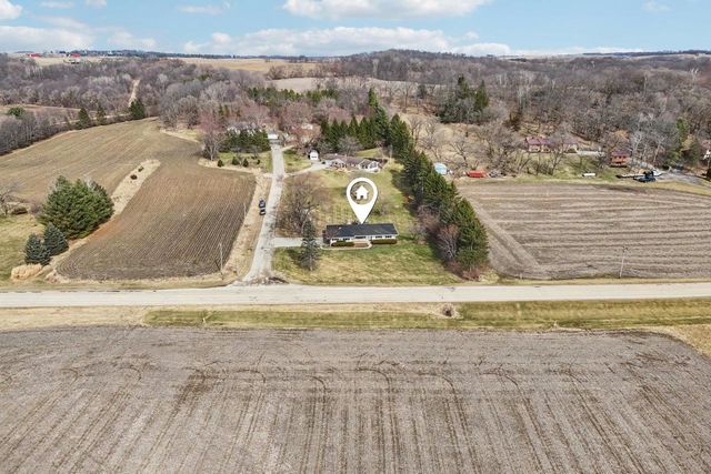 5484 Niesen Road, Cross Plains, WI 53528