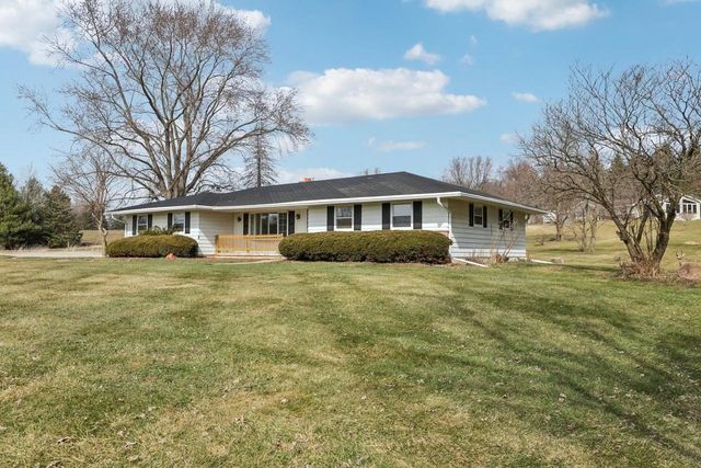 5484 Niesen Road, Cross Plains, WI 53528