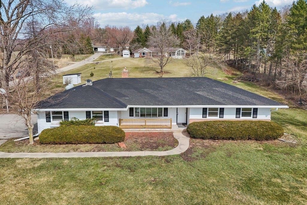 5484 Niesen Road, Cross Plains, WI 53528