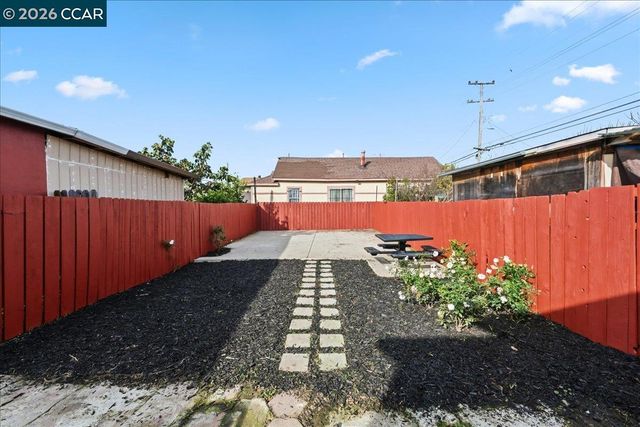 333 Chanslor Ave, Richmond, CA 94801