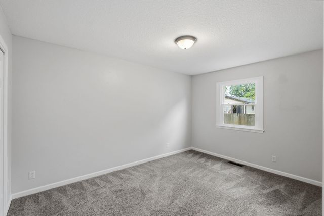 6403 N Wendell St, Park City, KS 67219