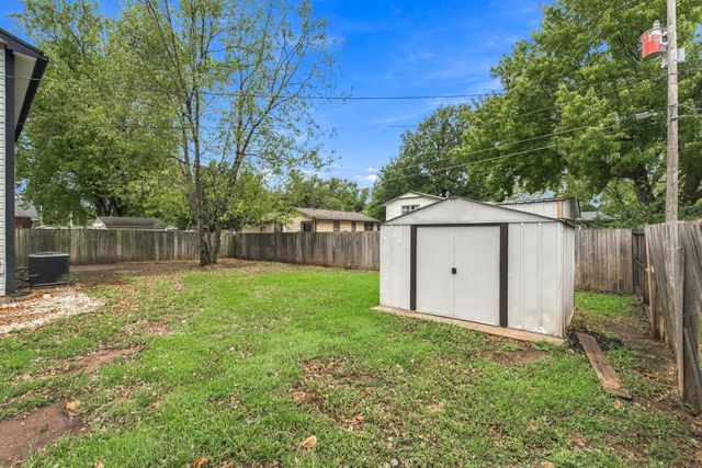 6403 N Wendell St, Park City, KS 67219