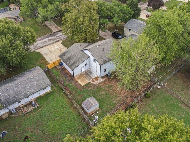 6403 N Wendell St, Park City, KS 67219