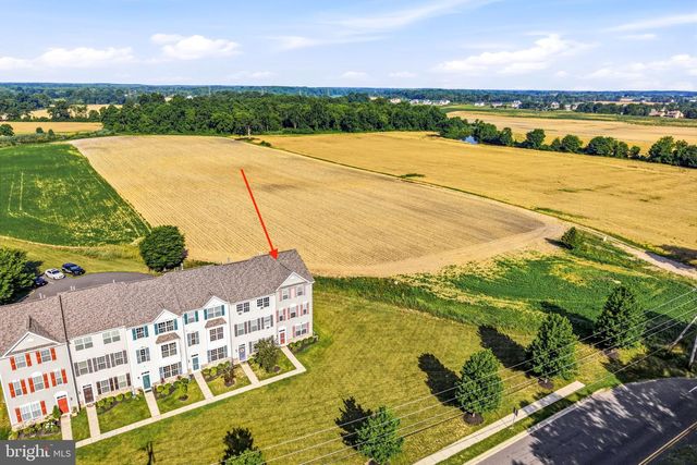 402 AURA RD, Glassboro, NJ 08028