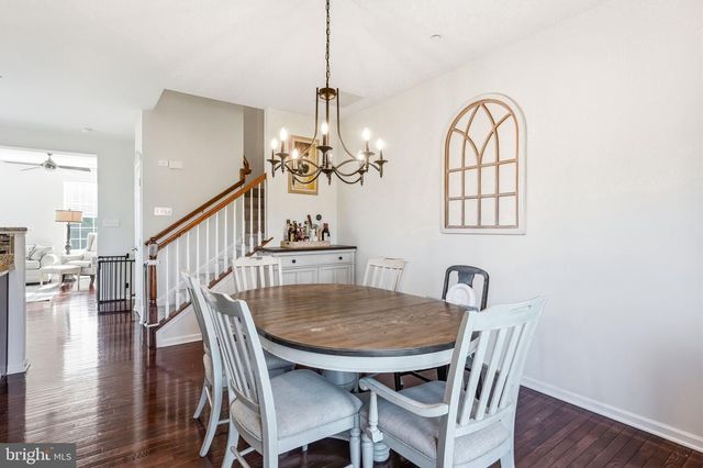 402 AURA RD, Glassboro, NJ 08028
