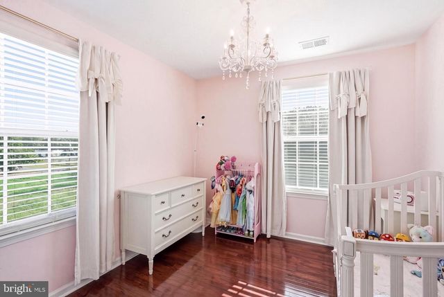 402 AURA RD, Glassboro, NJ 08028