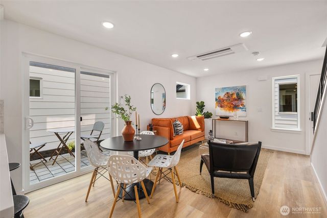 804 S Rose Street, Seattle, WA 98108