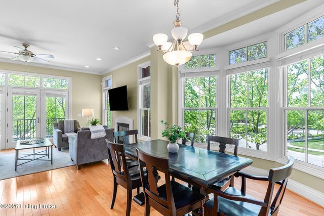 14501 Signature Point Dr, Louisville, KY 40299