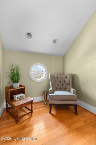 14501 Signature Point Dr, Louisville, KY 40299