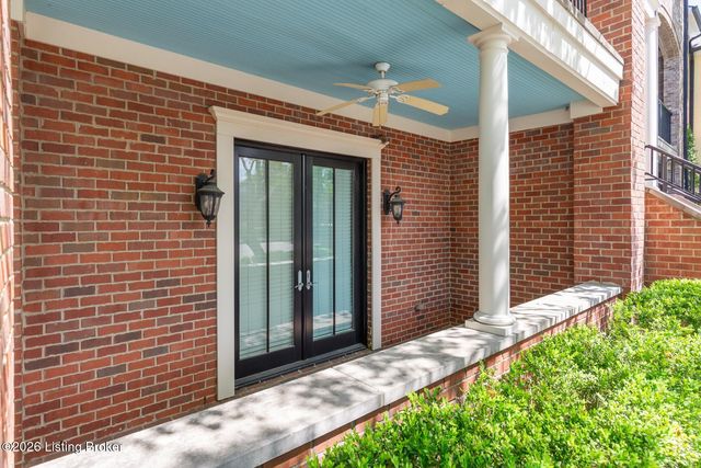 14501 Signature Point Dr, Louisville, KY 40299