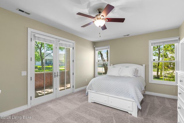 14501 Signature Point Dr, Louisville, KY 40299